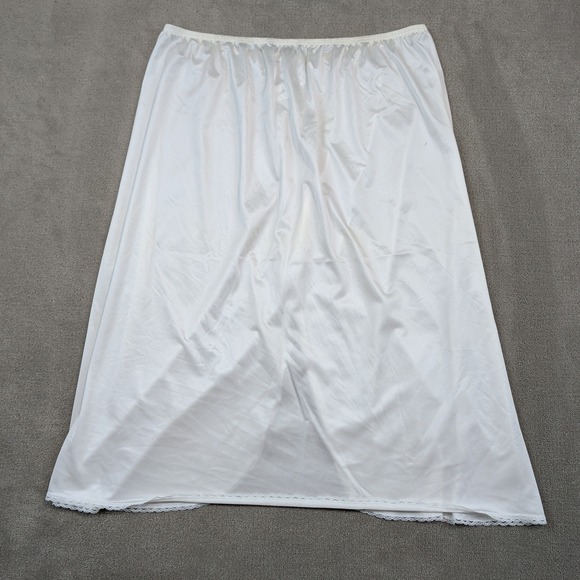 Vanity Fair Vintage Half Slip 2XL 46 White Lace Trim Satin Finish Back Slit 28in — photo 2